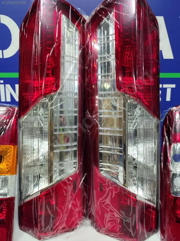 Ford Transit V 363 minibüs arka stop lambası